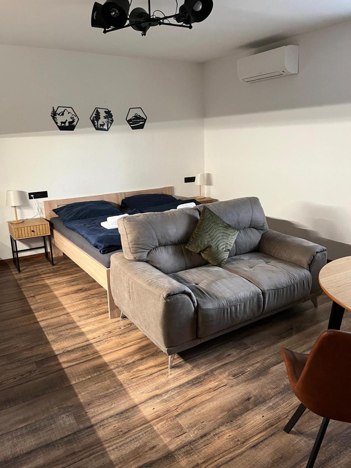 Iq Apartments Presov Exterior photo